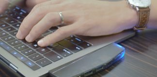 HybridDrive-Expandable-Hub-Fast-SSD