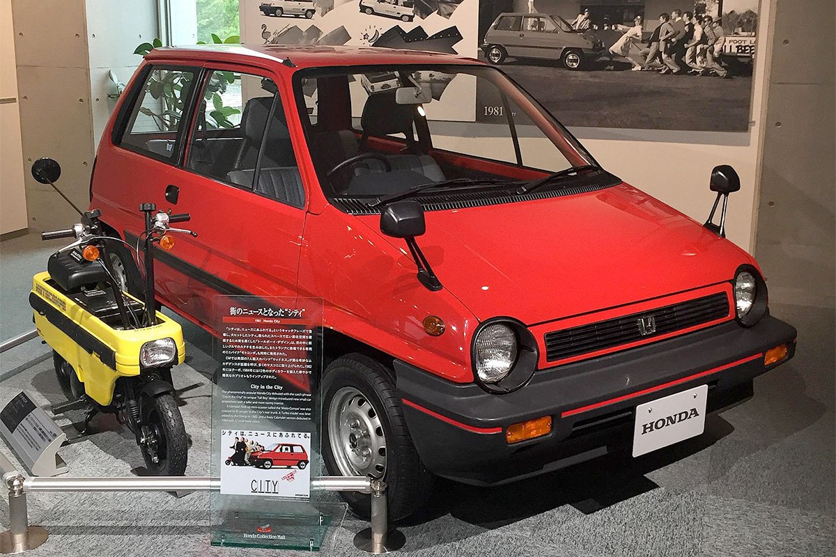 Honda Motocompo with Honda City