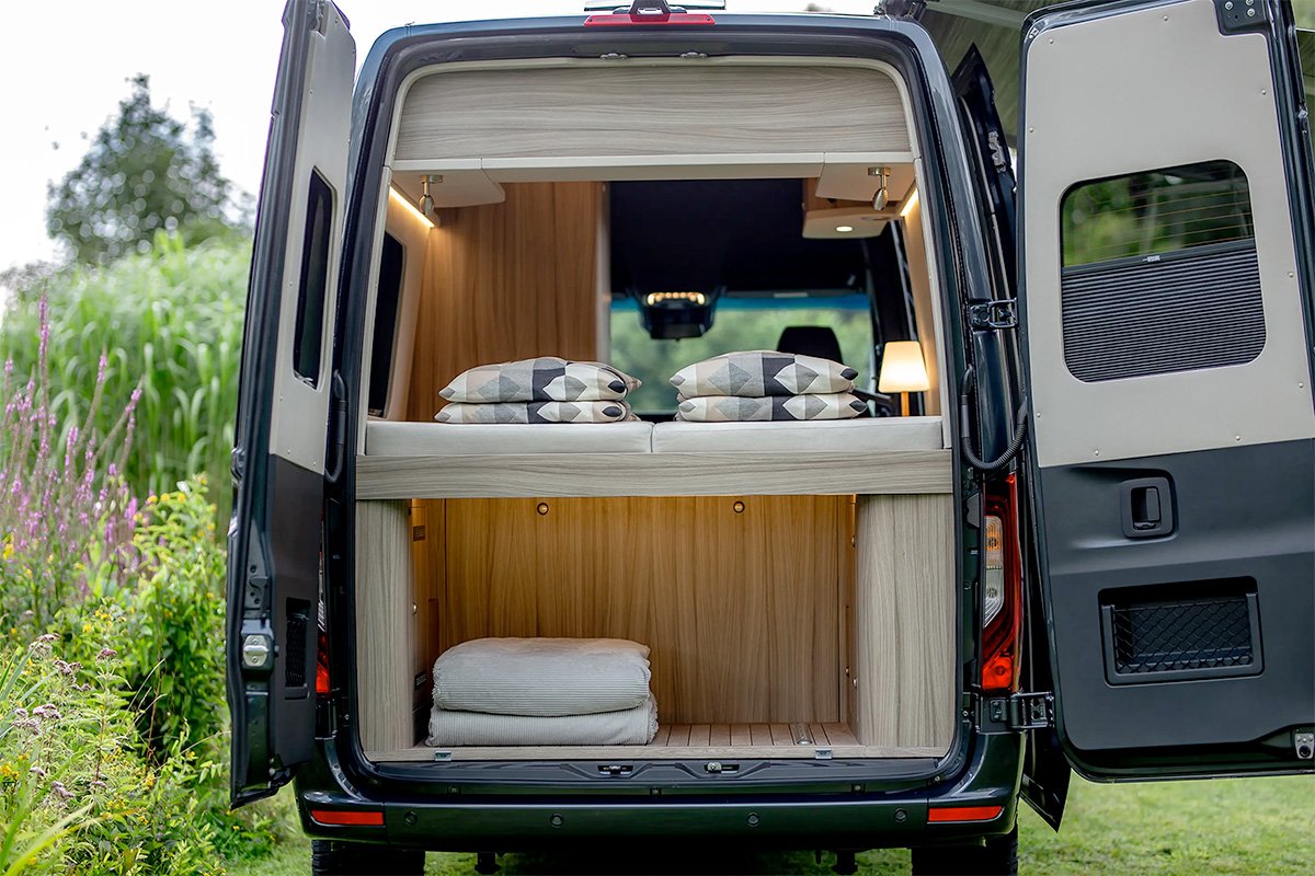 Innova Roadtrip 595L Yacht-Inspired Camper Van Rear