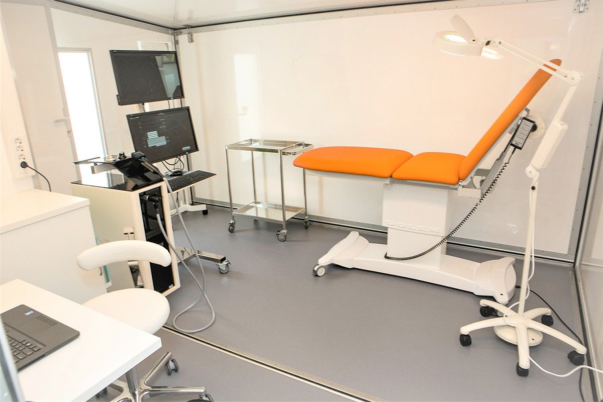 Maru Rolling Unit Tartu University Hospital Cancer-screening Trailer