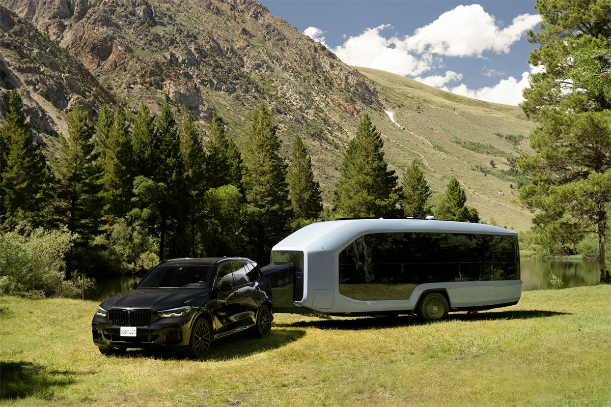 Pebble Semi-autonomous Electric RV Towing Power