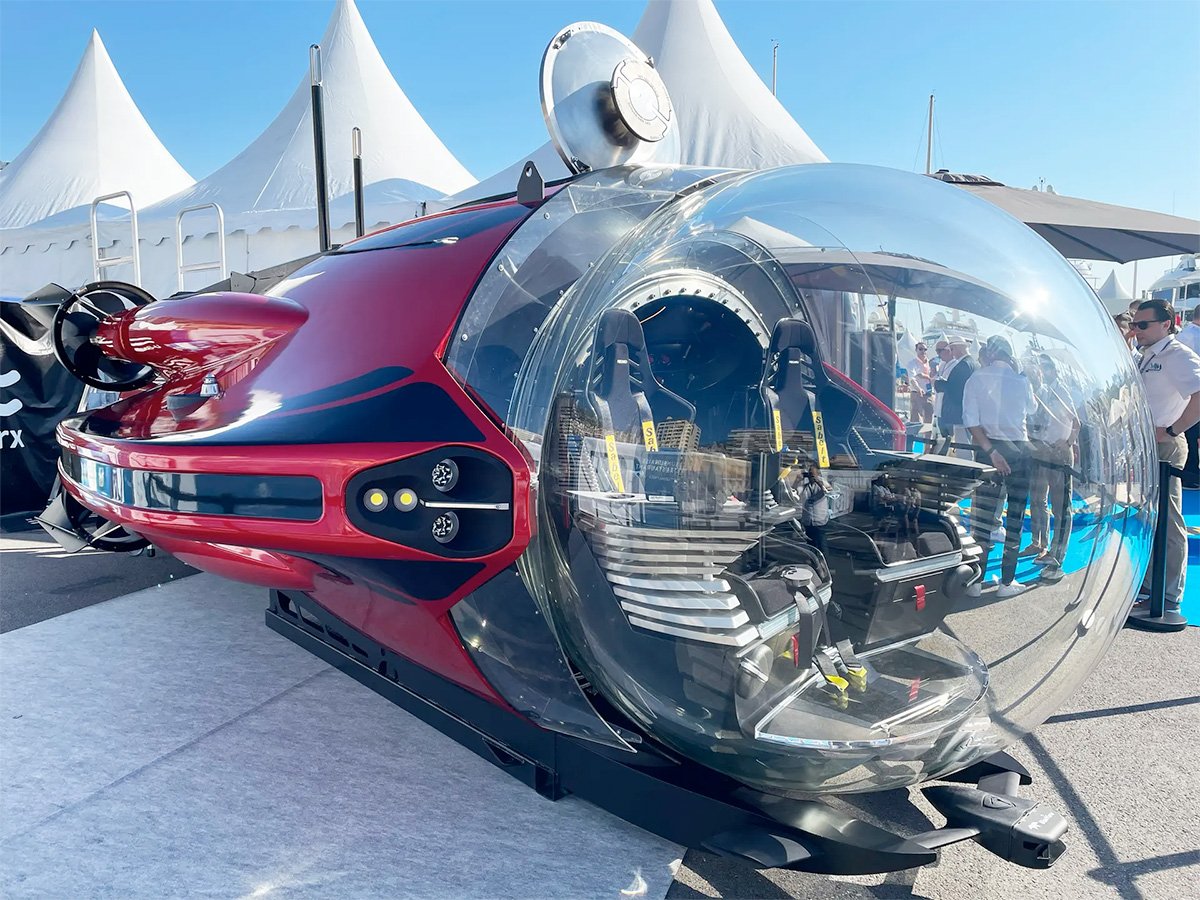 U-Boat Worx Super Sub Cabin Setup