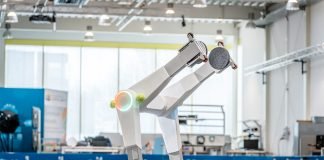Fraunhofer Self-balancing evoBOT Logistics Robot