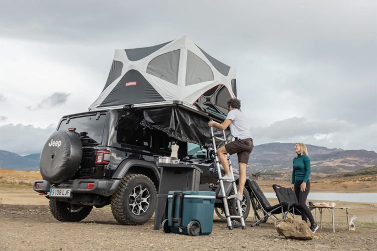 Fjordsen Beyond X Hub-style Rooftop Tent Telescoping Ladder