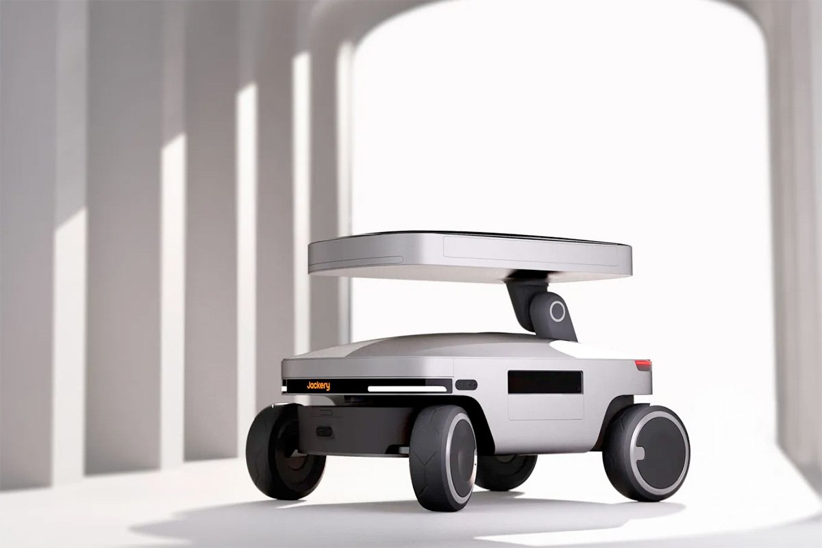 Jackery Autonomous Solar Mars Bot