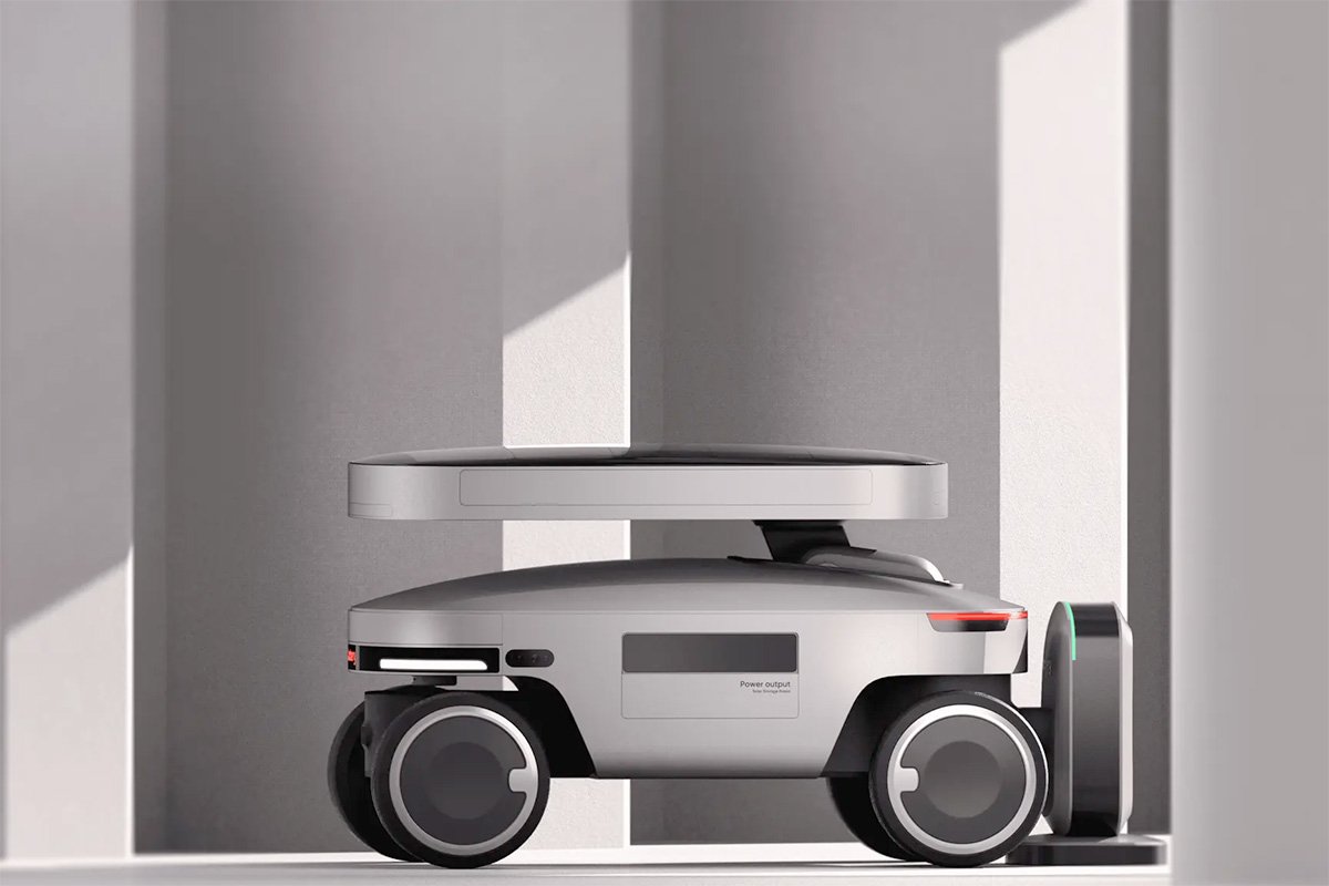 Jackery Solar Mars Bot Charging