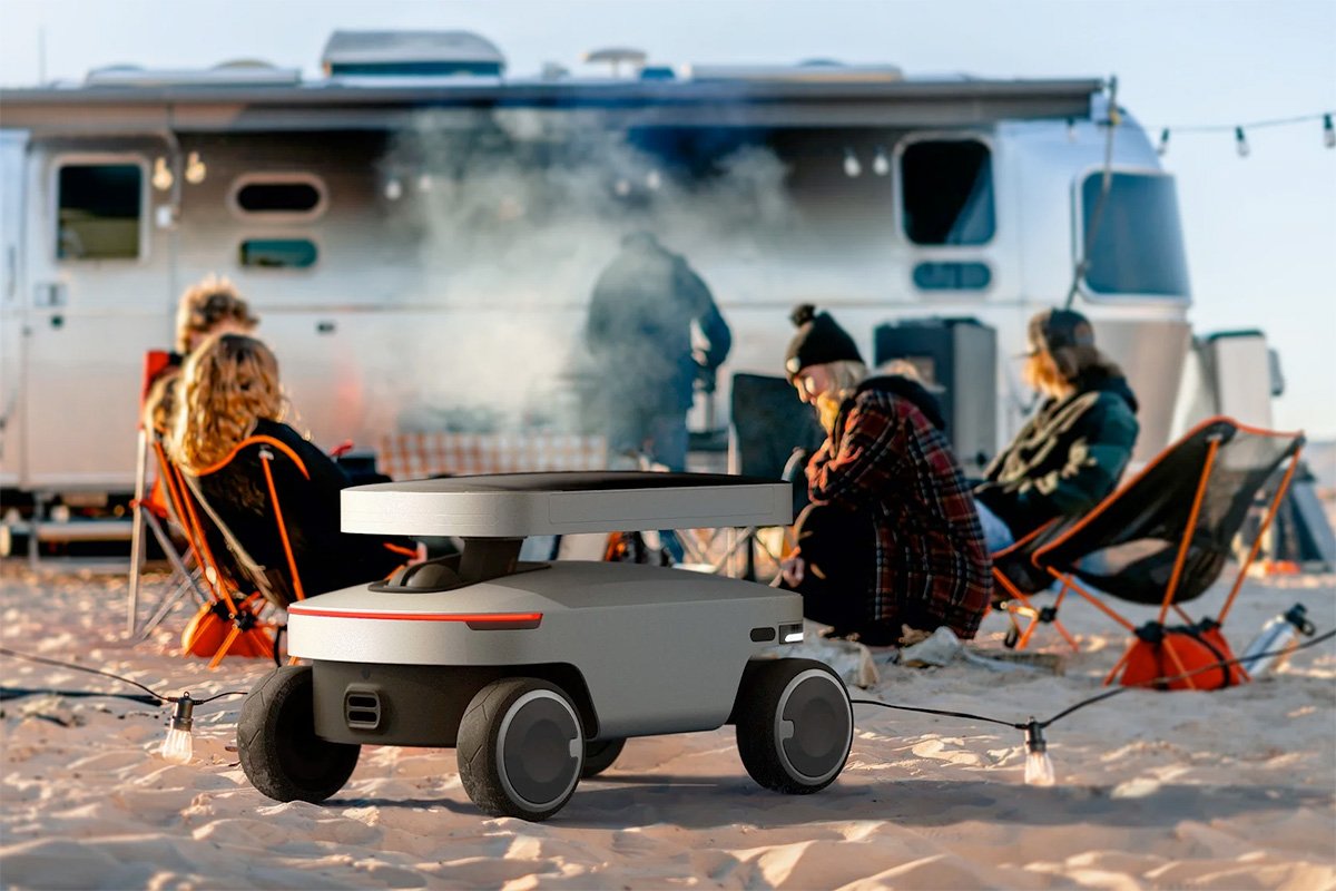 Jackery Solar Mars Bot Off-Grid