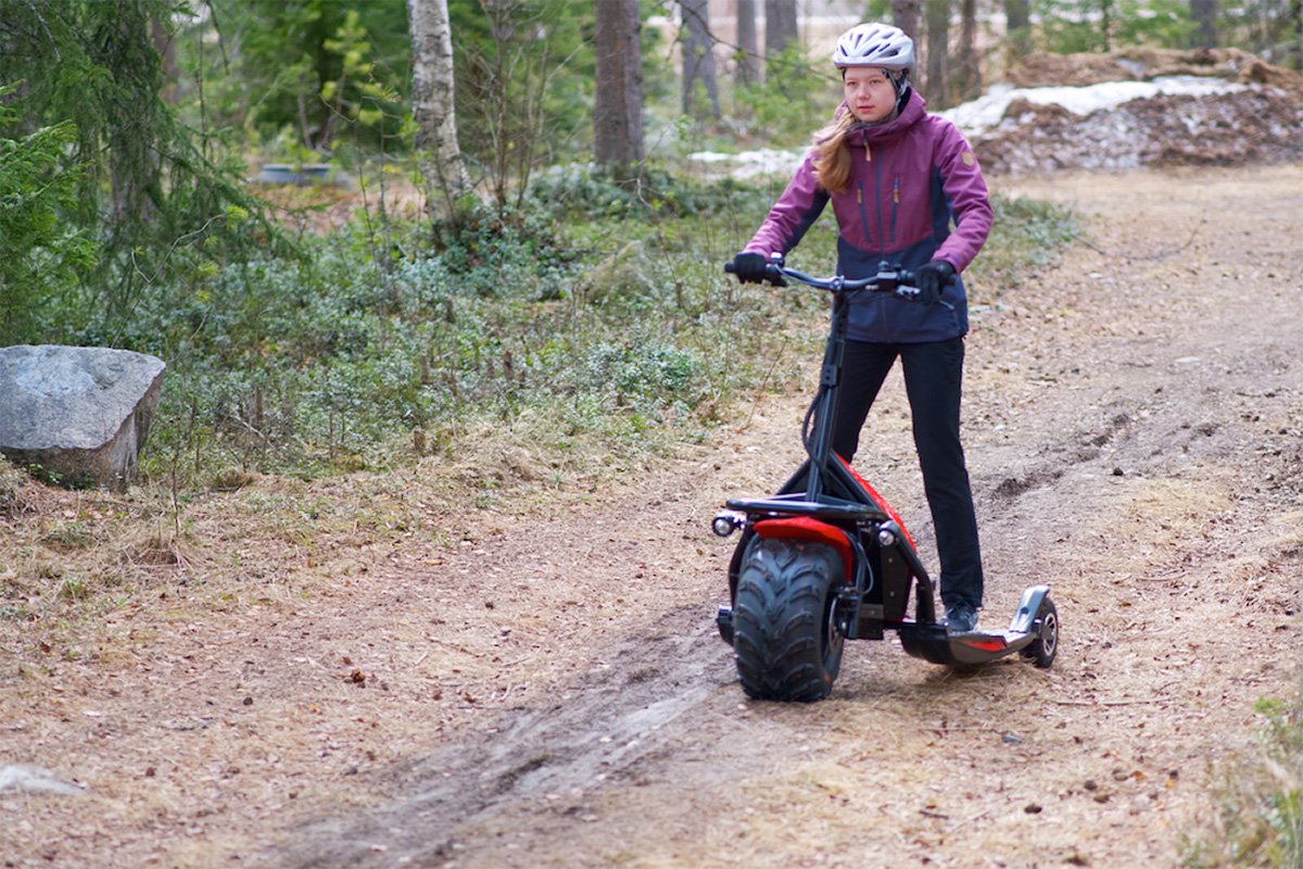 Skick Electric Snowmobile Summer Trails