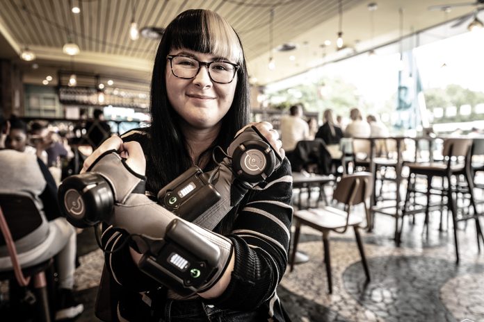 GyroGlove Hand-stabilizing Glove