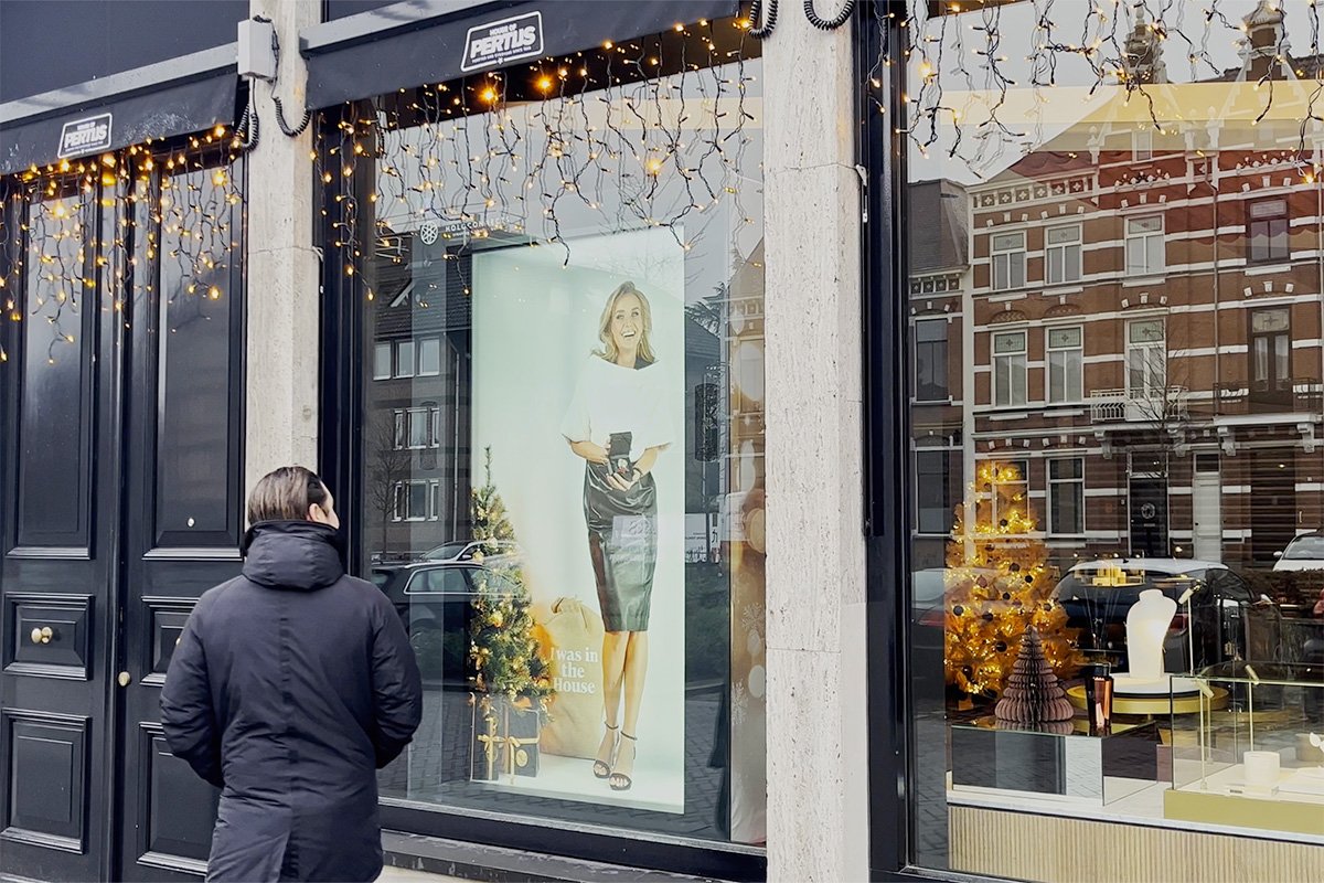 Holoconnects Holobox 3D Holographic Box Retail
