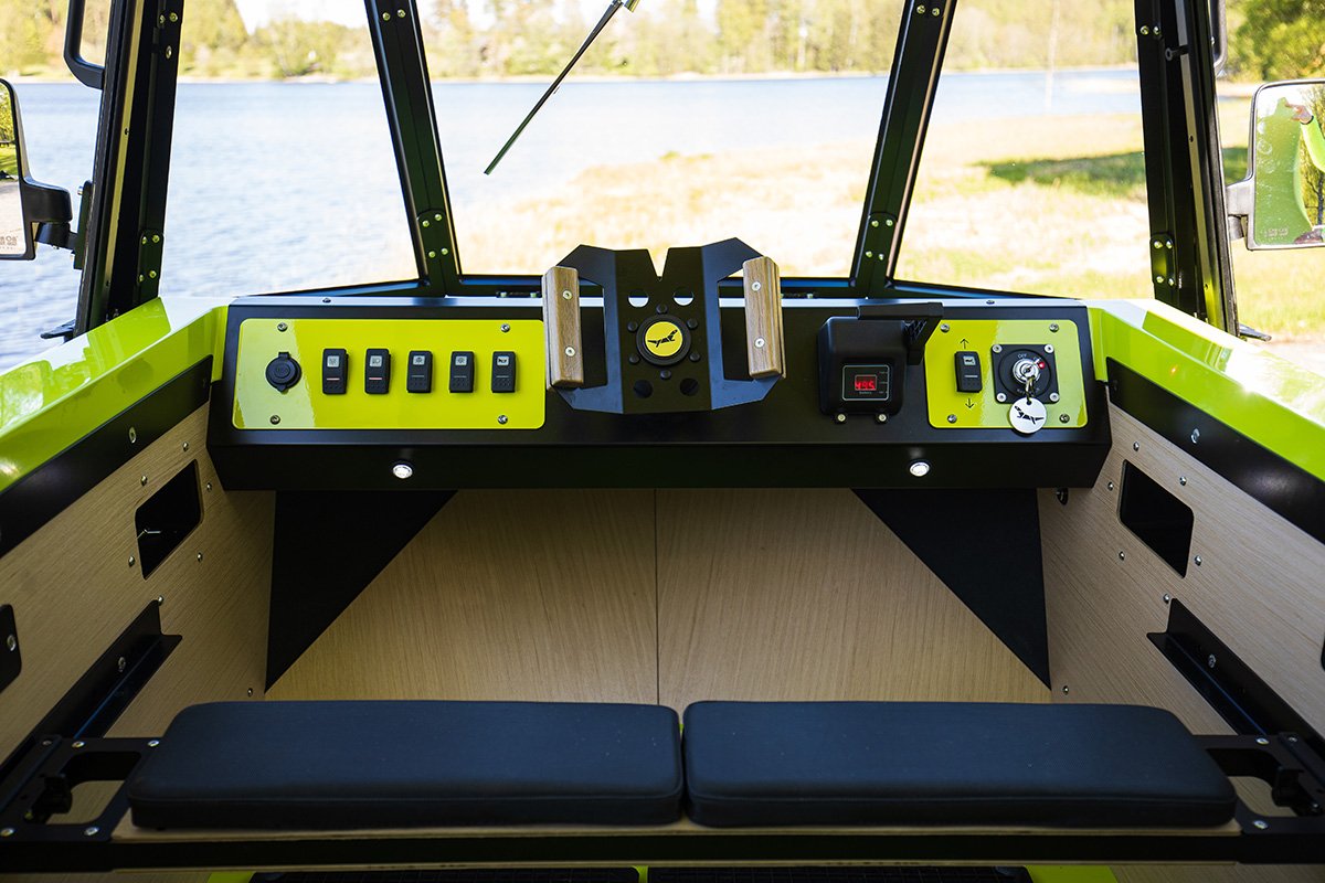 BeTRITON Green E-Trailer Controls