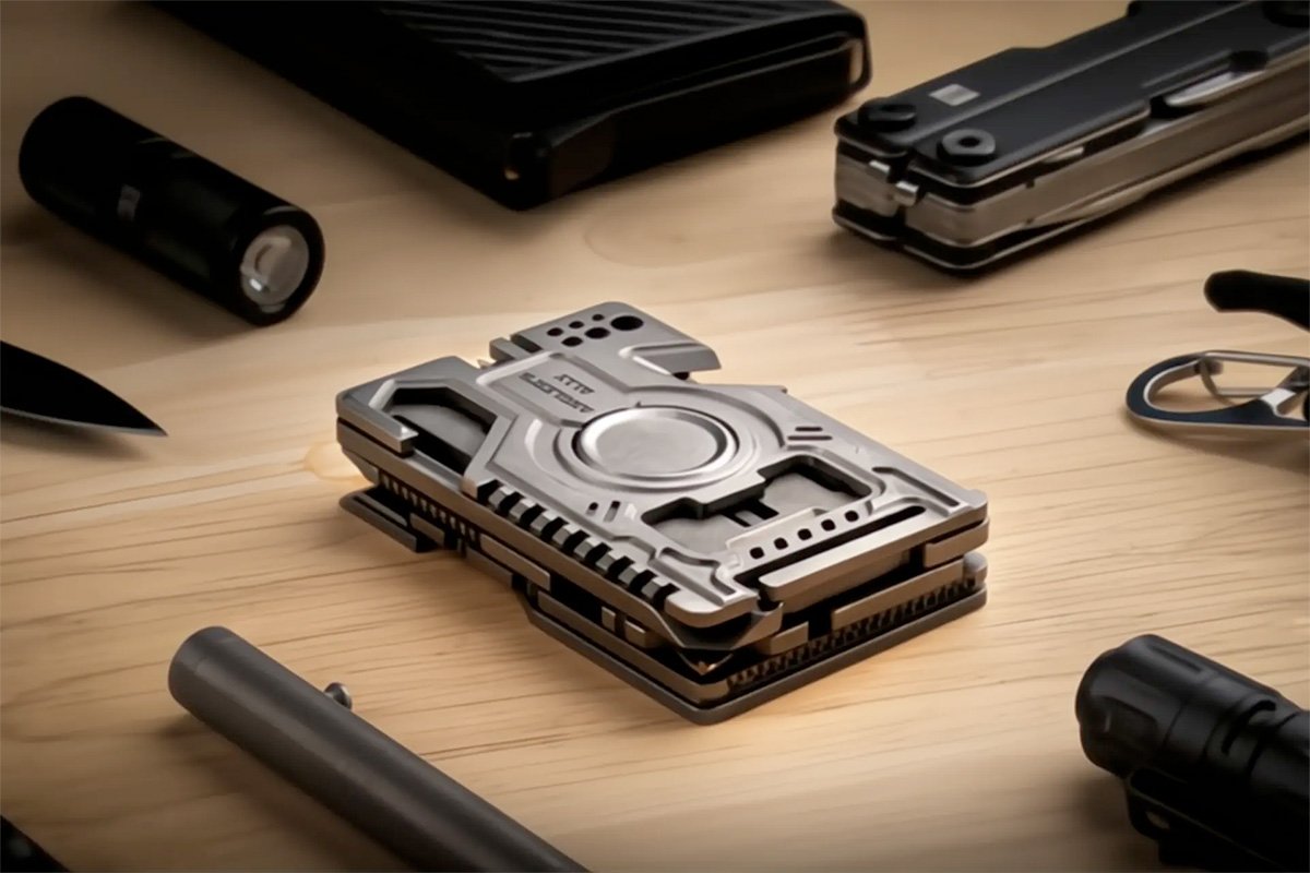 TitanSpin Multi-Tool Fidget Spinner 5 Cards Stacked