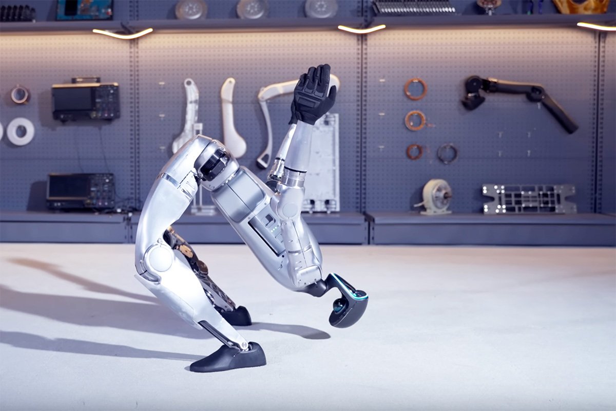 Unitree G1 Humanoid Agent Flexible
