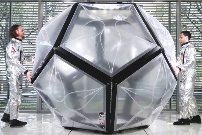 MIT Momo Self-assembling Lunar Habitat