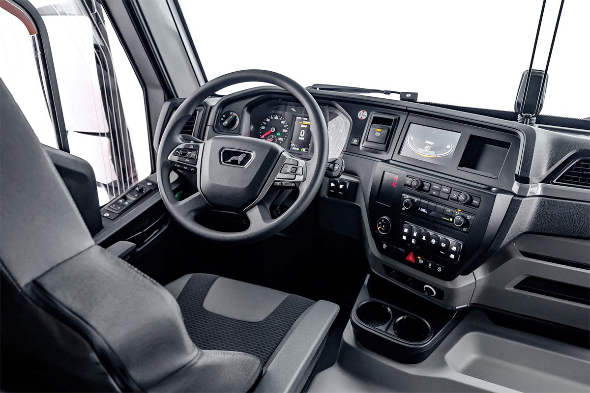 Torsus Praetorian TG3 4x4 Off-road Bus Dashboard