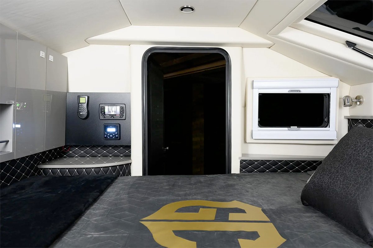 Goliath G-47 Off-road Camper Command Center