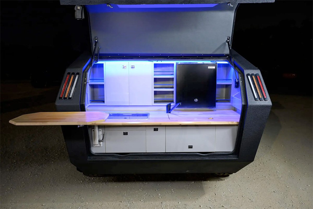 Goliath G-47 Off-road Camper Tailgate Galley