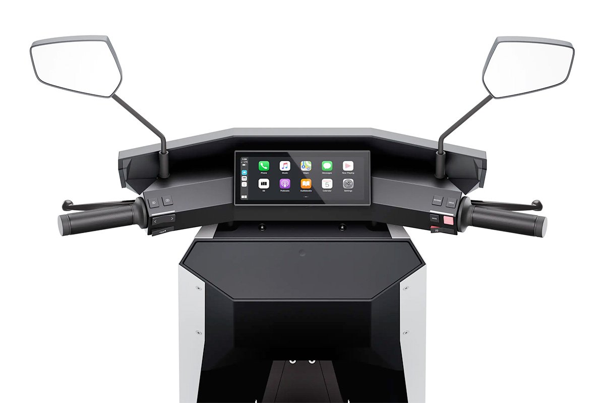 Infinite Machine P1 First Edition Electric Scooter Touchscreen Dash