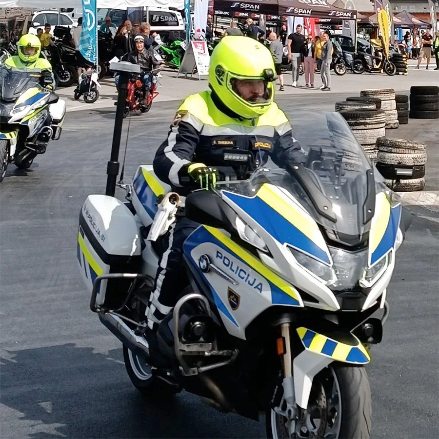 BIKERGUARD Motorcycle Helmet Visor Wiper Police