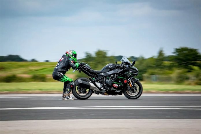 Jonny Davies Guinness World Record Dragged Behind Motorcycle
