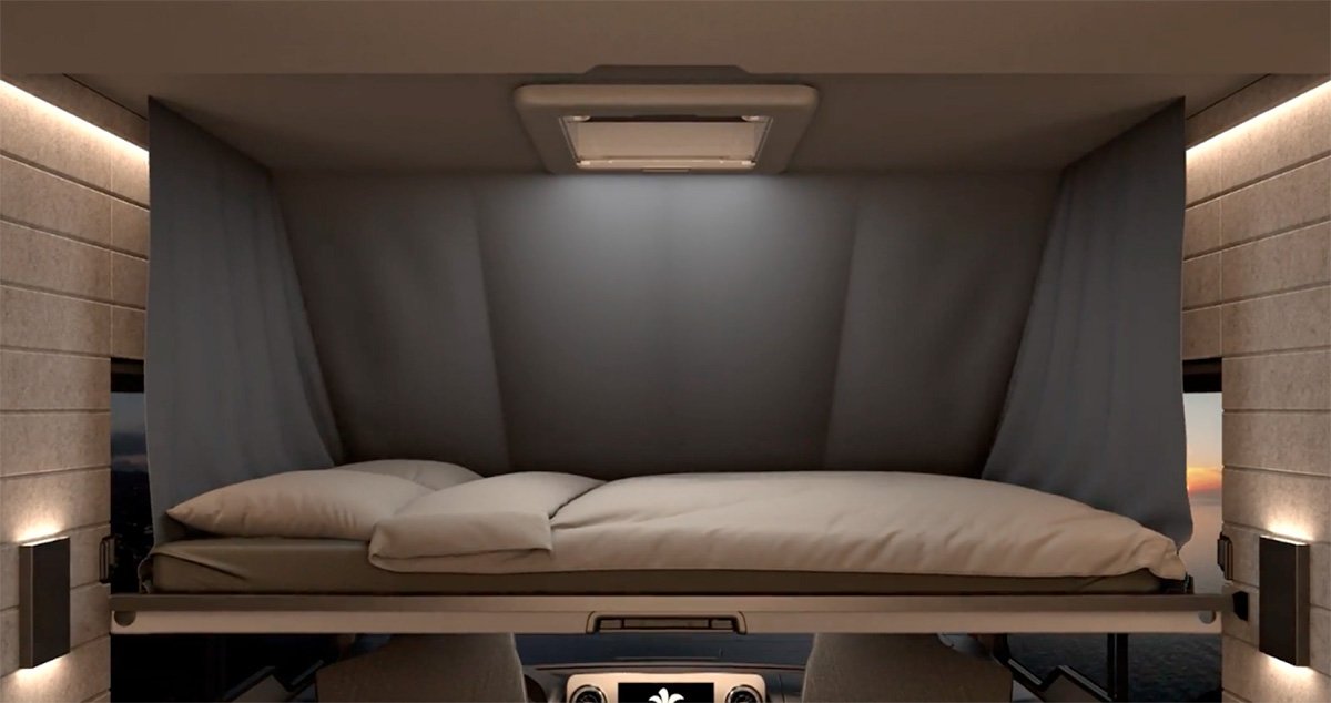 Niesmann Bischoff Arto 88 RV Front Bed