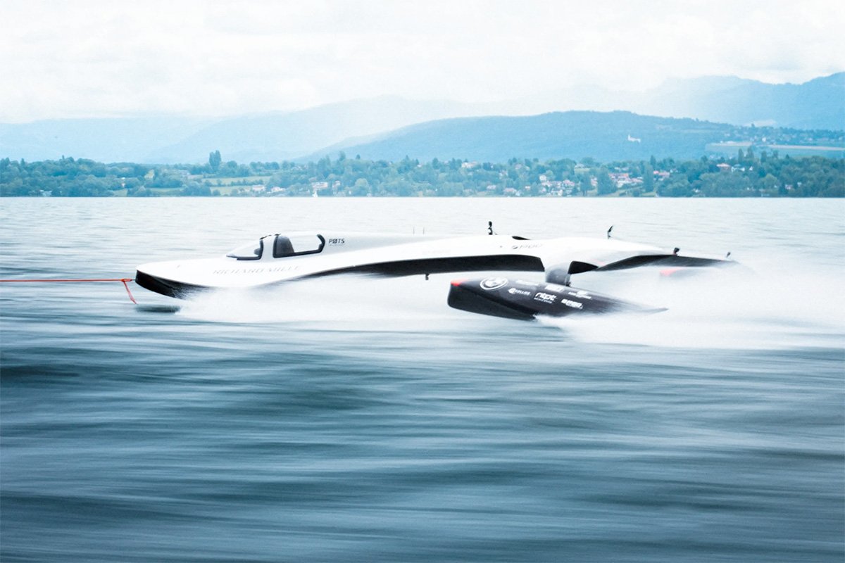SP80 World's Fastest Sailboat Side View