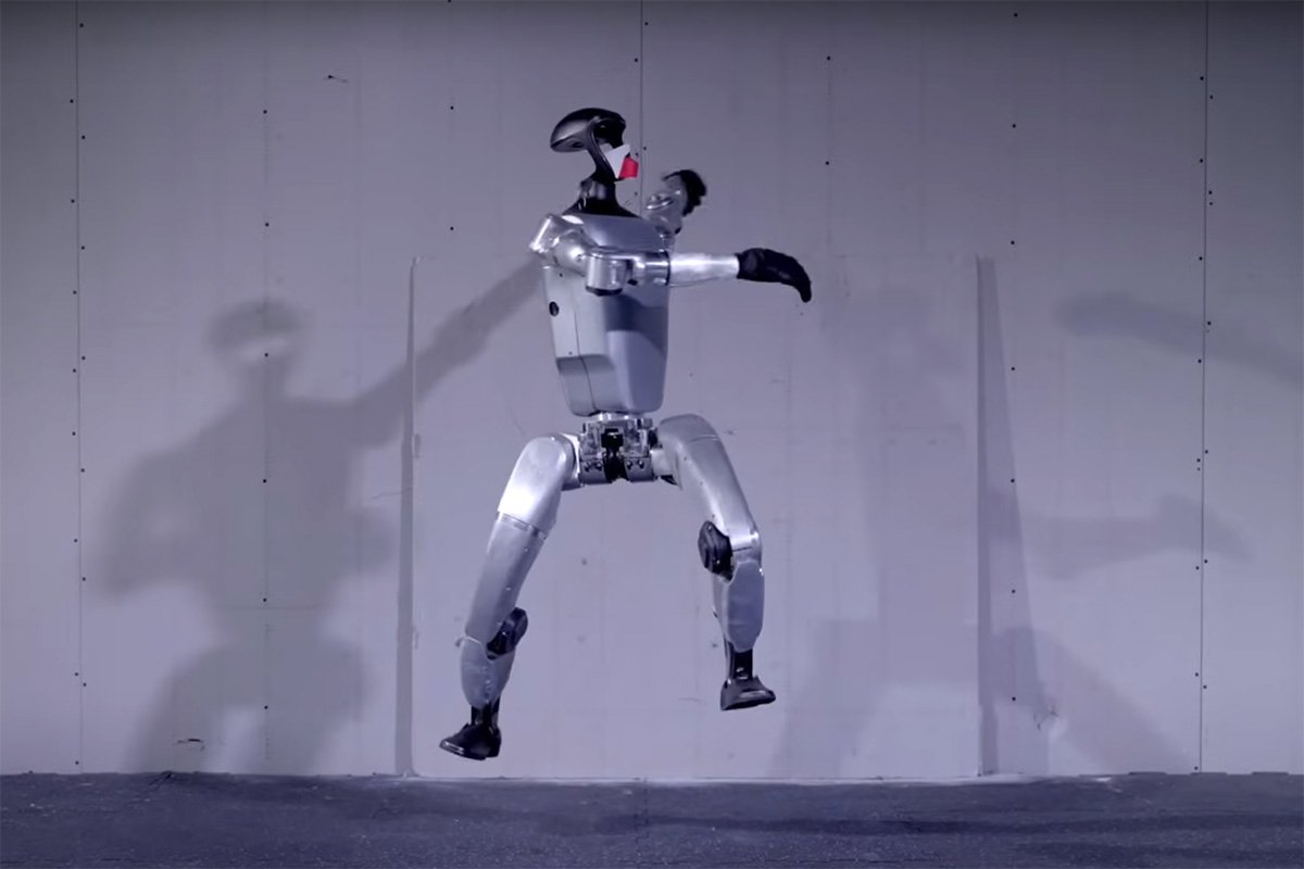 Unitree G1 Humanoid Robot Mass Production Version Twist