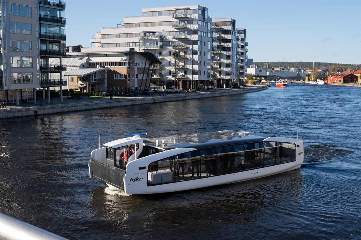 Hyke Shuttle Electric Smart Ferry Solar Panels