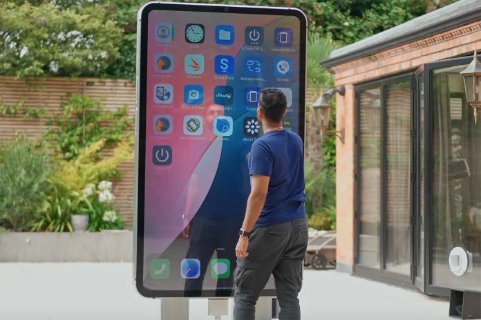 Largest iPhone 15 Pro Max Replica