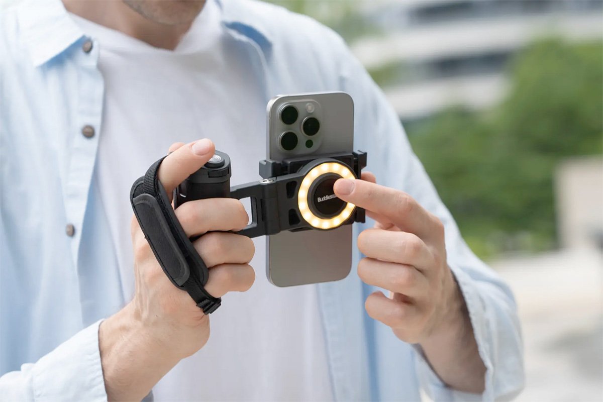 Snappy Smartphone Battery Grip LED Ring Light