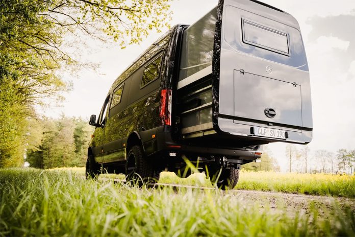 StarVan-Campers-Rear-Expansion-Pod