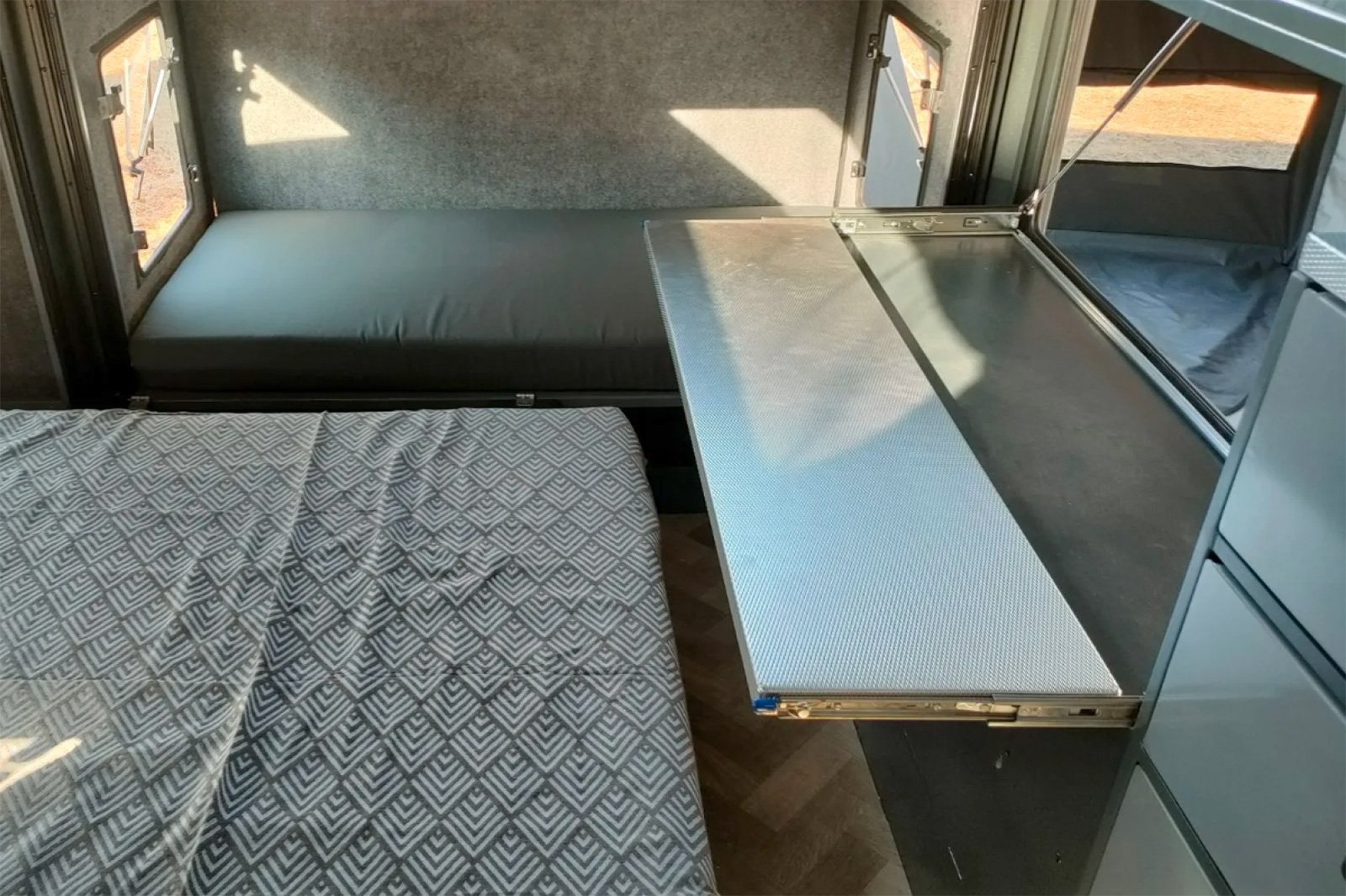 Berg Offroad CX3 Squaredrop Camper Trailer Fold-down Table