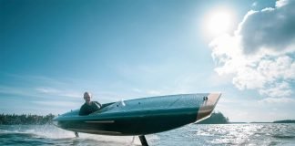 Foil.One Single Passenger Electric Hydrofoil Boat