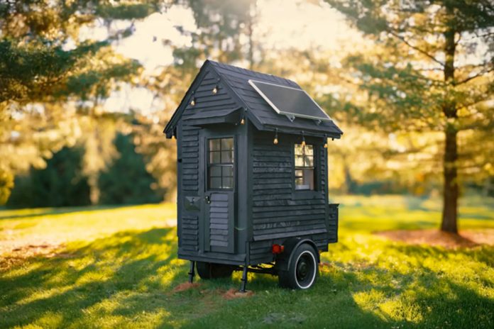 World Smallest Tiny House Levi Kelly