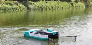 SMURF Unmanned Cleaning Boat