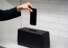 Swippitt Smartphone Battery-Swapping System