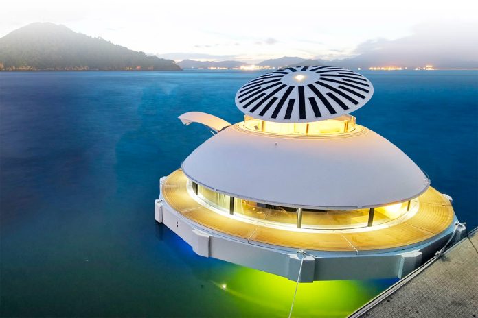 Anthenea Solar-powered Floating Pod