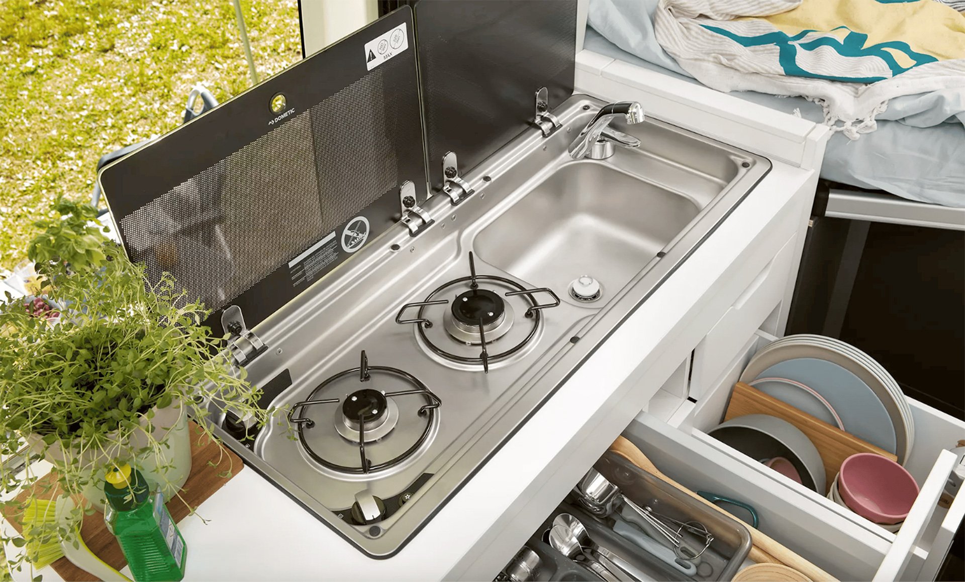 Volkswagen-Grand-California Camper Van 2025 Dual Burner Stove Sink Combo