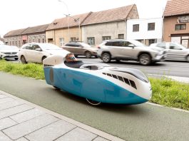 Velomobile built for speed, efficiency, and open-road endurance Bülk Distance Velomobile