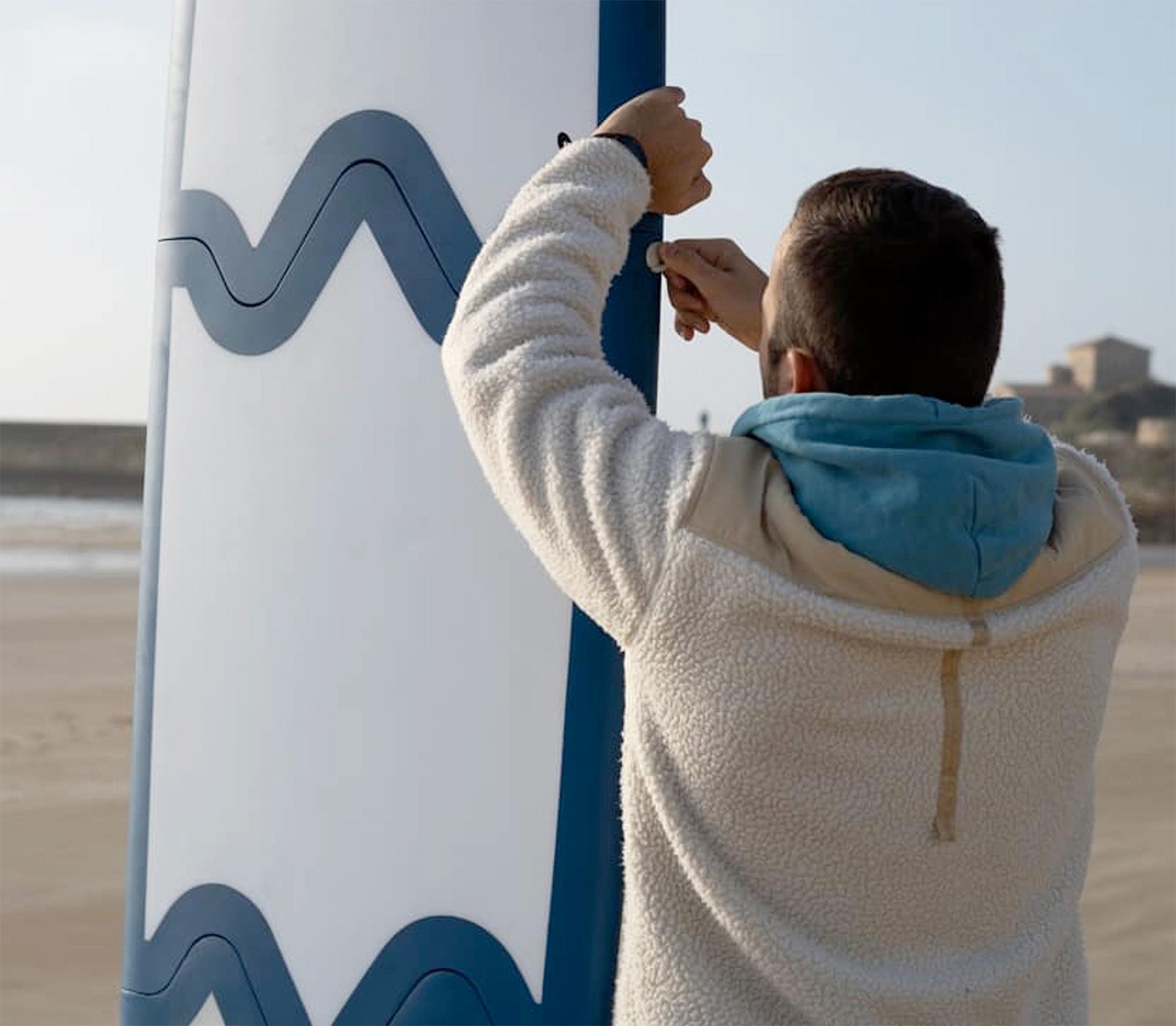 Newave Modular 9-in-1 Surfboard Assembly