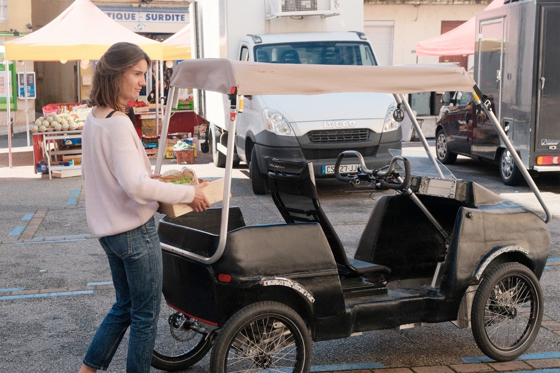 Sanka Cycle 2-seater Electric-Assisted Quadcycle Storage