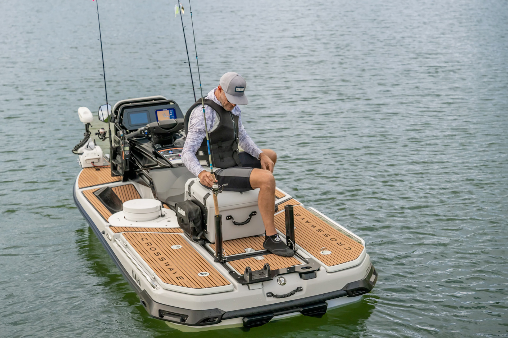 Yamaha-Crosswave-WaveRunner-Adventure-PWC-T-Track
