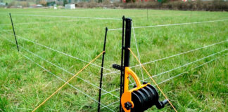 Gallagher Smart Fence 2 Portable Electric Fence System