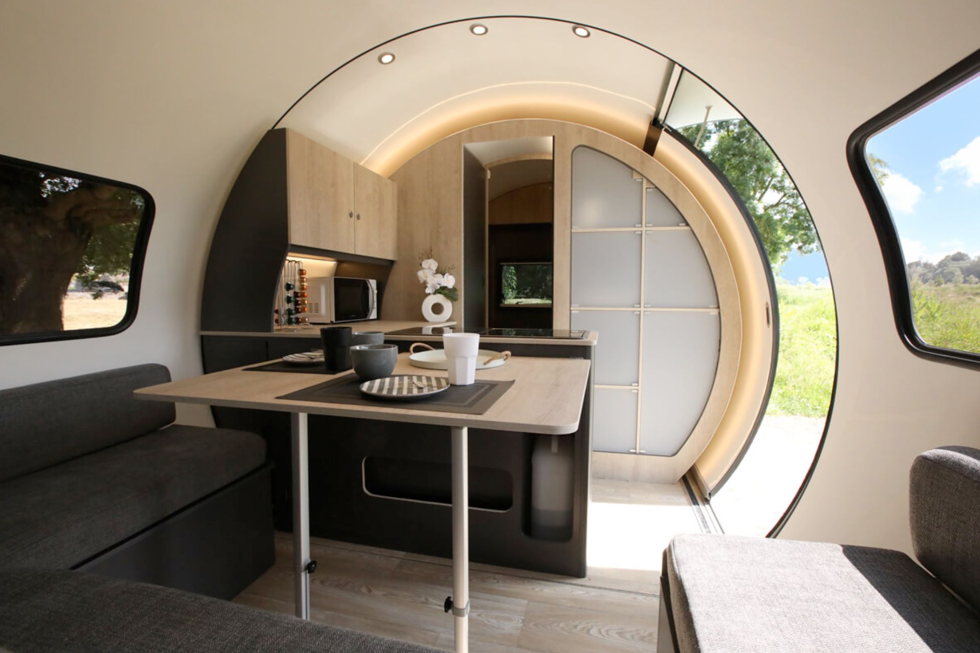 Beauer 3x Expandable Camper Inside