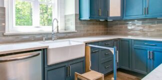 Hideaway Solutions STEP 180 DUO Cabinet Step Stool