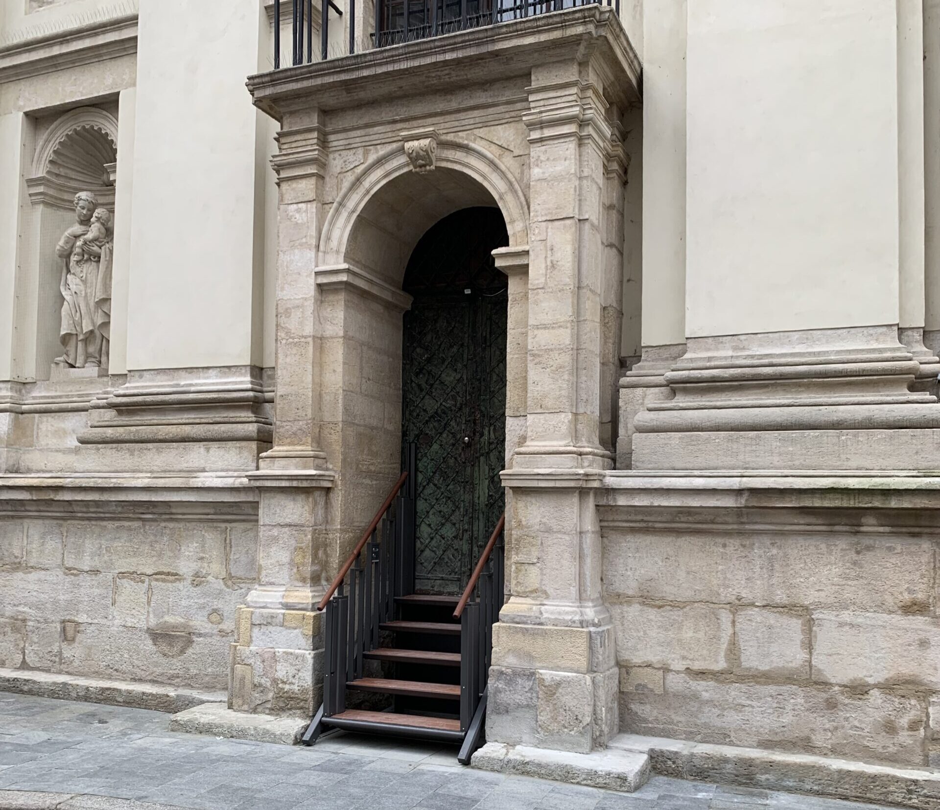 Liftup Flexstep Stairs Wheelchair Lift Installation