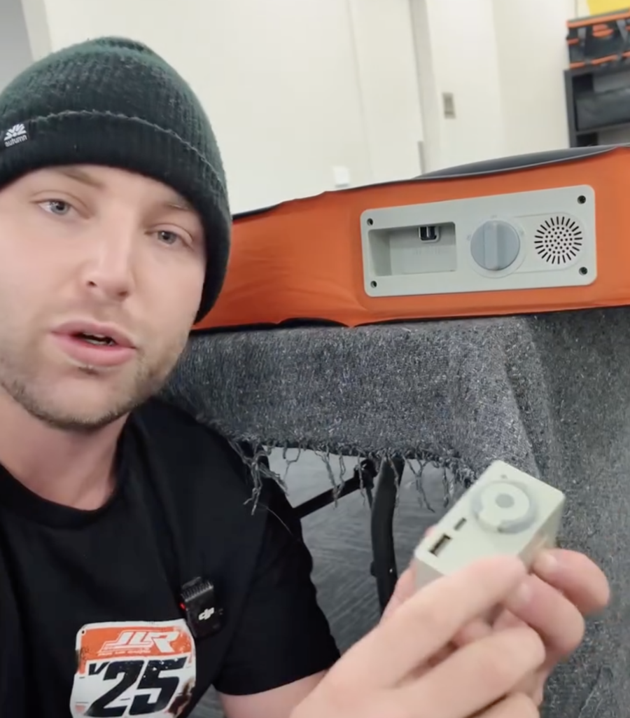Bush Tracks Ultimate Aircore Mattress Built-in Pump
