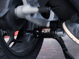 Foot-activated lock secures your scooter without bending down or fumbling for a chain EasyBlock Foot-activated Scooter Lock