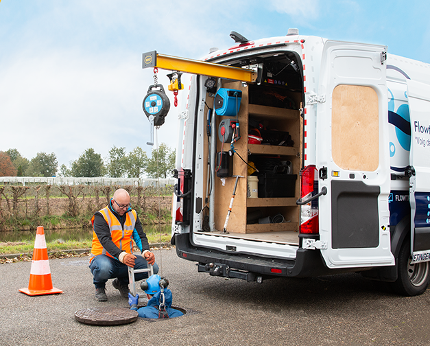 MAD EasyLoad 502 Van-mounted Loading-crane