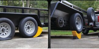Camco Curved Trailer-Aid